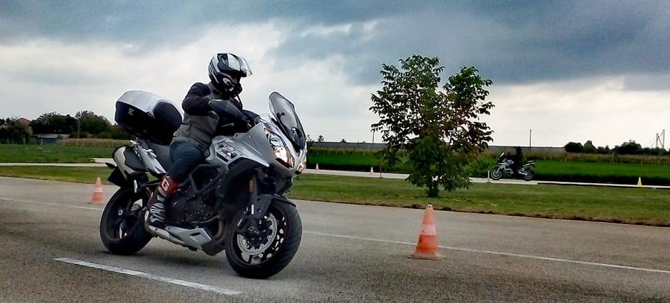 Motoros tréning közben